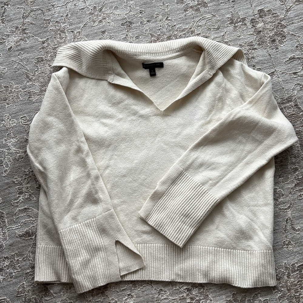 Banana Republic Johnny-Collar V-Neck Cream Sweater